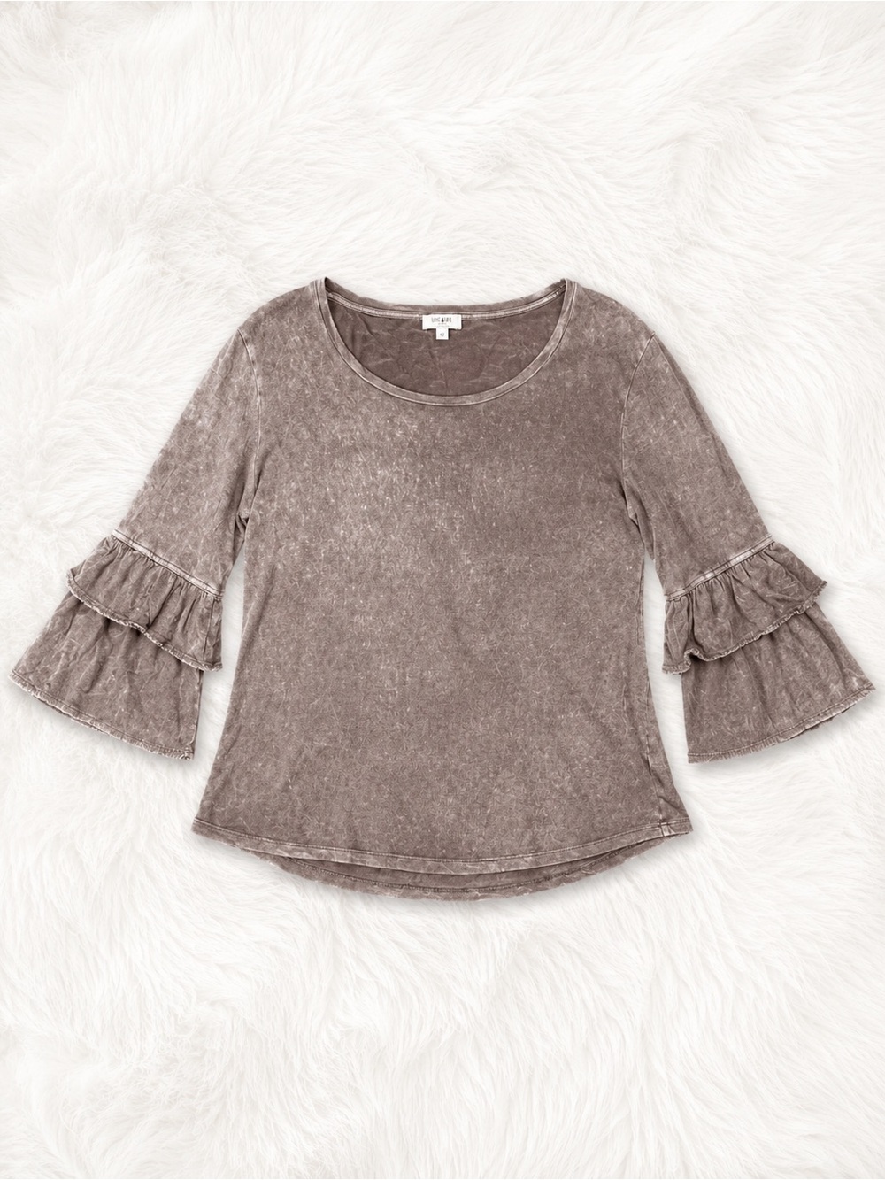 Umgee Large Mineral Wash Ruffle Bell Sleeve Top Boho Boutique Mauve Taupe - Picture 1 of 2
